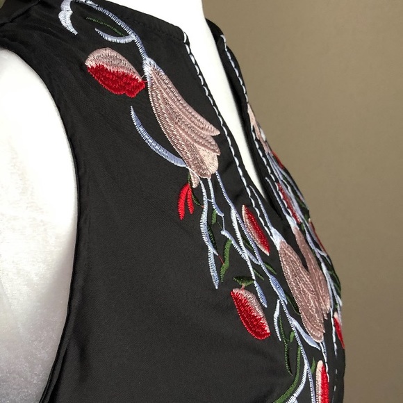 NEW Floral Maxi Dress - Picture 6 of 8